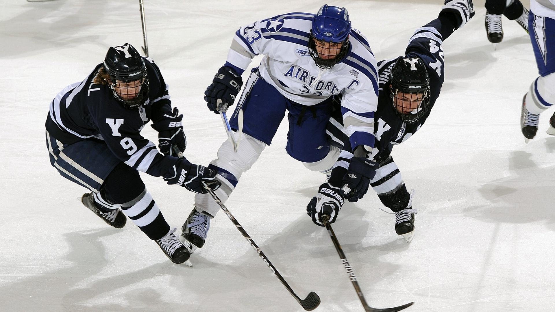 赛道传奇,迈凯伦完胜梅赛德斯,勒克莱尔刷新单圈纪录